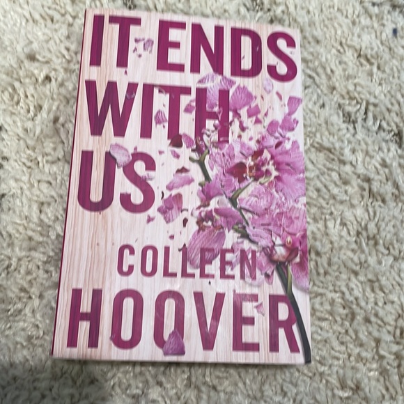 It ends  with us- Colleen Hoover New UK version - Picture 6 of 6